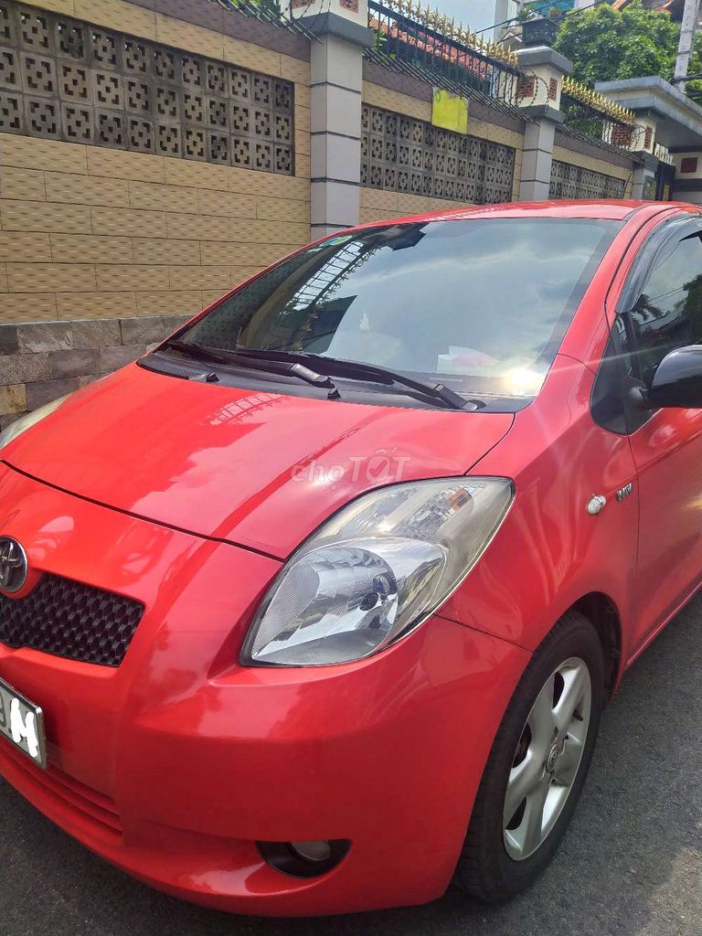 Toyota Yaris 2008 1.3 AT