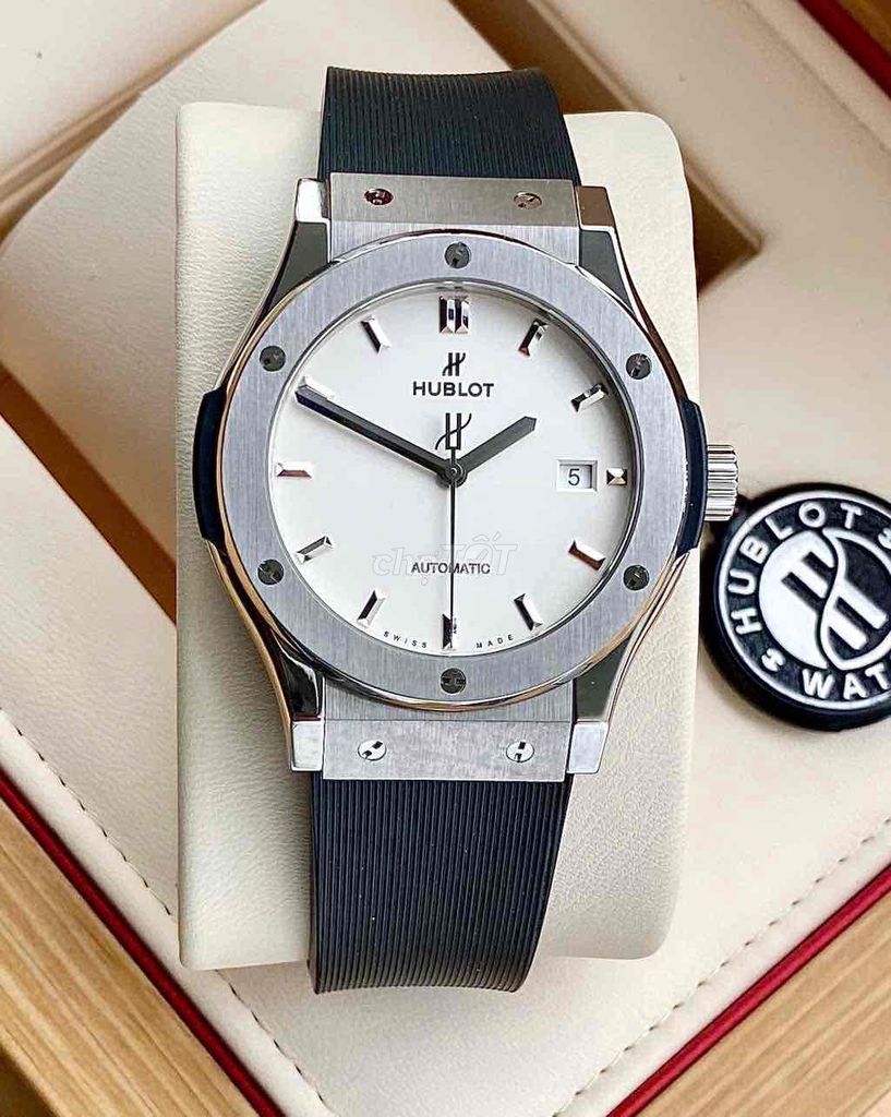 Đồng hồ Hublot Classic Fusion Titanium 42mm. Mua bán Đồng hồ tại Quận Hoàng Mai Hà Nội được đăng bởi Anh Tuấn hình 1