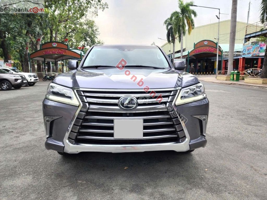 Lexus 570 t6 2016.hàng nhập Mỹ rất hiếm. Mua bán Ô tô tại Quận 10 Tp Hồ Chí Minh được đăng bởi My Nguyen hình 1