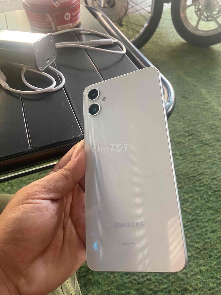 Samsung A05 6/128. Mua bán Điện thoại tại Quận Bình Tân Tp Hồ Chí Minh được đăng bởi ưng hoàng phúc hình 1
