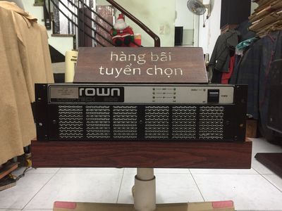 Power CROWN Com-Tech 800 chạy 24 sò sắt