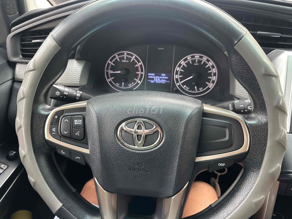 xe Innova 2019 2.0E - nha it di bán lại. Mua bán Ô tô tại Thành phố Thuận An Bình Dương được đăng bởi Nguyen hình 13