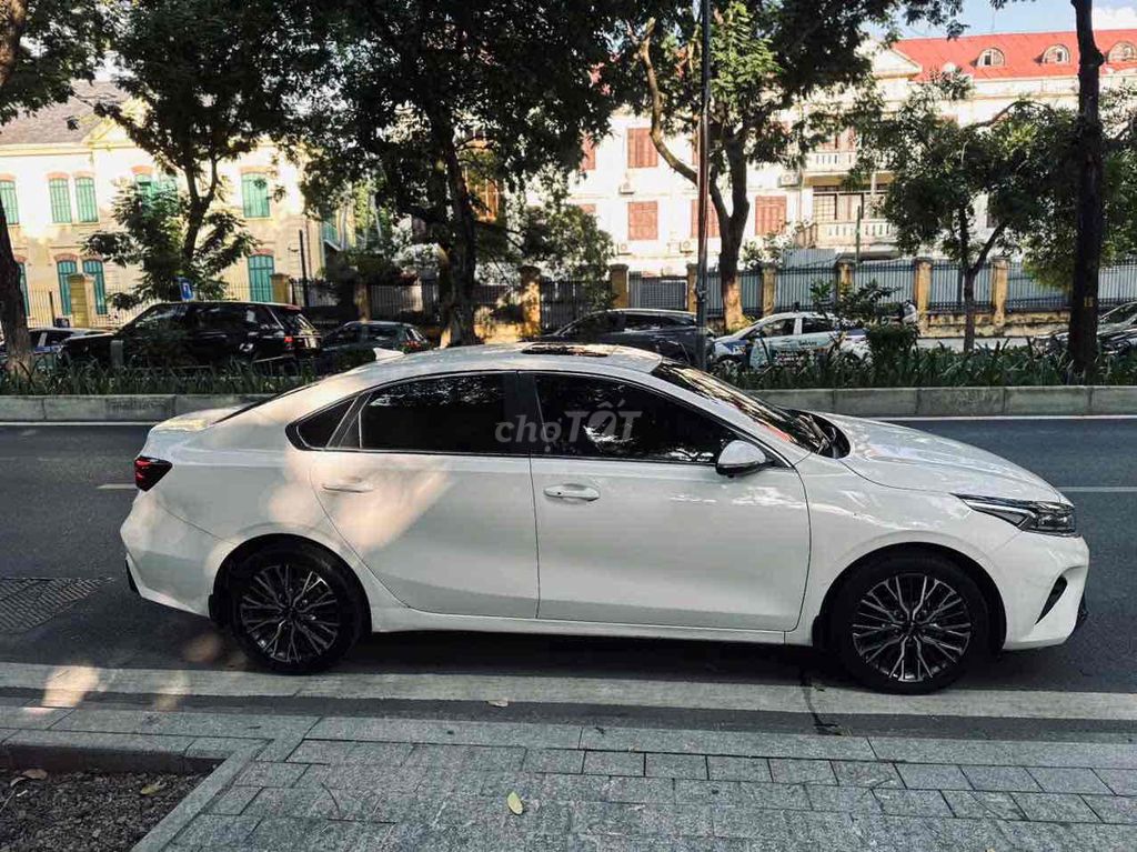 Kia K3 2022 Premium 2.0 AT - 60000 km. Mua bán Ô tô tại Quận Hoàng Mai Hà Nội được đăng bởi Cường Nguyễn hình 3