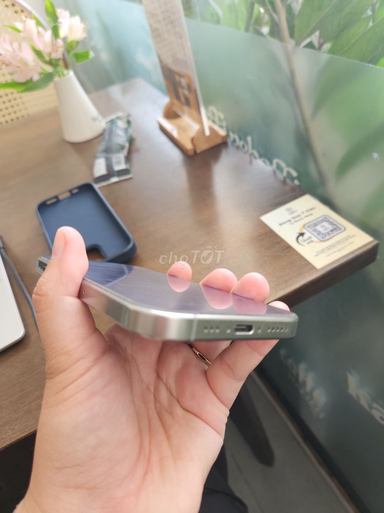 Apple iPhone 16 Pro 128GB Titanium 99%. Mua bán Điện thoại tại Quận Cẩm Lệ Đà Nẵng được đăng bởi Nguyen Thuy hình 1