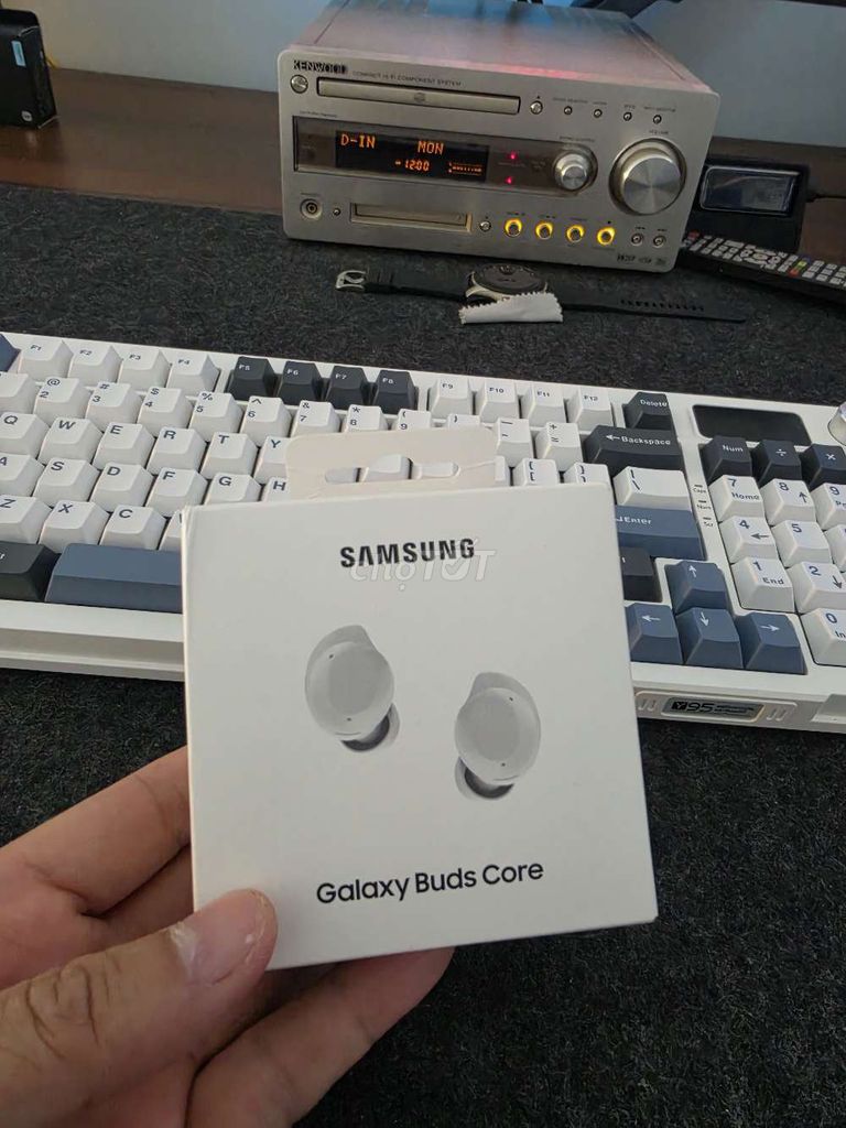Tai nghe Galaxy Buds Core,nguyên seal,chính hãng. Mua bán Tivi, Âm thanh tại Thành phố Buôn Ma Thuột Đắk Lắk được đăng bởi Nhật hình 1