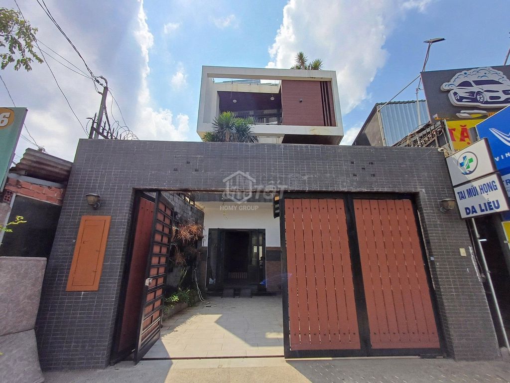 NHÀ MẶT TIỀN 7X23 - 5 PHÒNG - SÂN RỘNG , LINH ĐÔNG, THỦ ĐỨC