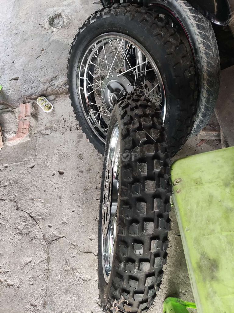 Cặp bánh căm zin chính hãng Yamaha mới. Mua bán Phụ tùng xe tại Huyện Đức Hòa Long An được đăng bởi Minh Hoàng hình 7