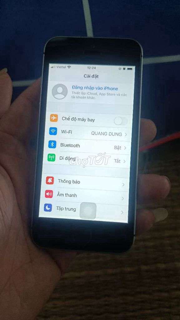 iPhone 5 SE 32GB Xám. Mua bán Điện thoại tại Quận Tây Hồ Hà Nội được đăng bởi Hoàng Quoc hình 1