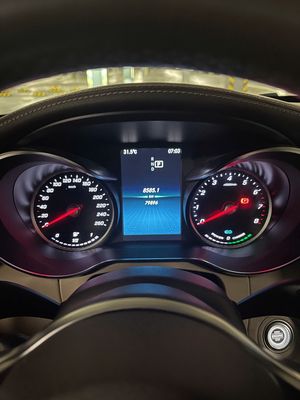 Mercedes-Benz C200 2019 Exclusive Đen 79000 km. Mua bán Ô tô tại Thành phố Thủ Đức Tp Hồ Chí Minh được đăng bởi Việt Anh Nguyễn