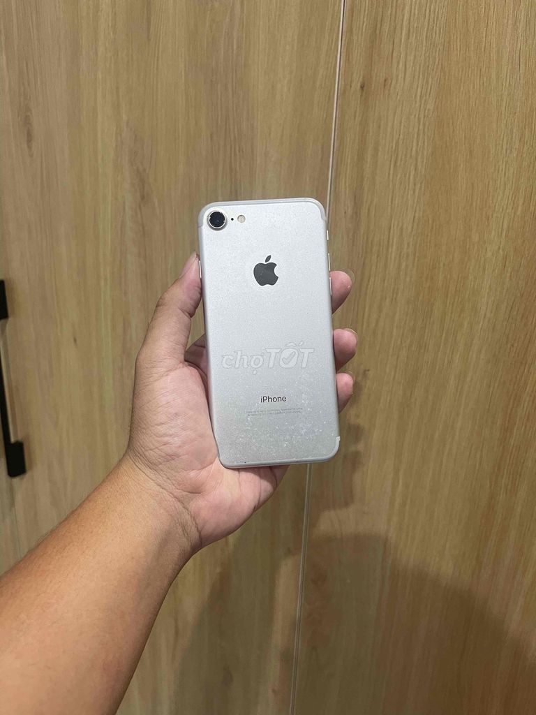 iPhone 7G 32GB Bạc. Mua bán Điện thoại tại Thành phố Biên Hòa Đồng Nai được đăng bởi Nguyễn Đăng Khoa hình 1
