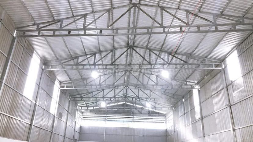 Cho thuê kho 250 m2 gần chợ nổi Cái Răng 16 triệu