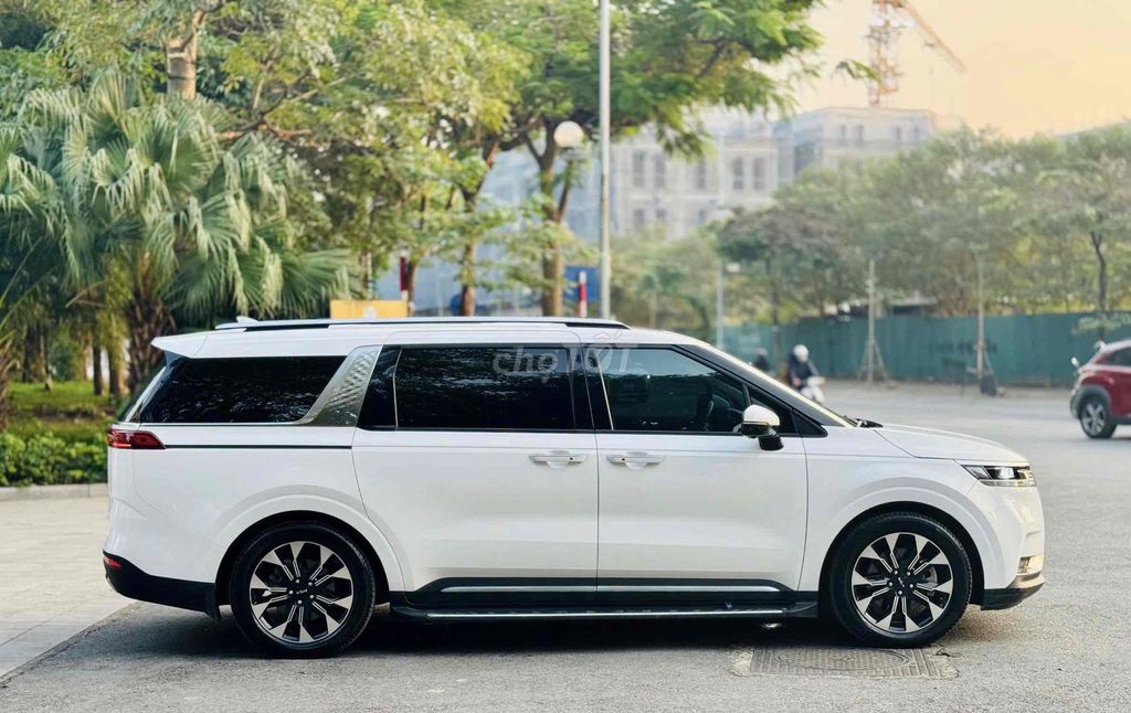 Kia Carnival 2022 2.2D Signature 50000 km. Mua bán Ô tô tại Quận Long Biên Hà Nội được đăng bởi Trang Gala hình 6
