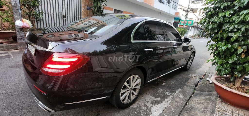 Mer E200 2018 - 79000 km dkld 2019 chính chủ. Mua bán Ô tô tại Quận Bình Tân Tp Hồ Chí Minh được đăng bởi Viet Trung hình 3