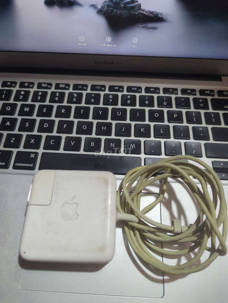 Sạc laptop Apple MacBook 45W . Mua bán Phụ kiện (Màn hình, Chuột...) tại Quận Bình Thạnh Tp Hồ Chí Minh được đăng bởi Duy hình 1