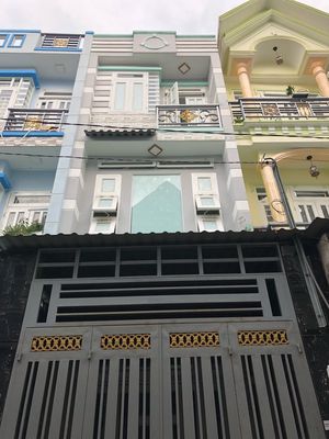 Rent · 3 bd · 30 м² · Quận 12, ул. Đường Tô Ký