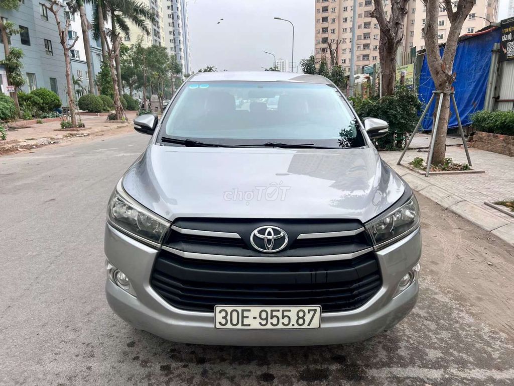 Bán Toyota Innova 2017 2.0E chính chủ