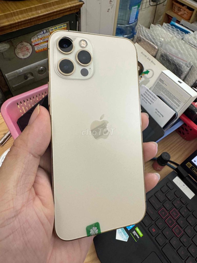 iphone 12 Pro. zin 100%. ko zin đập máy