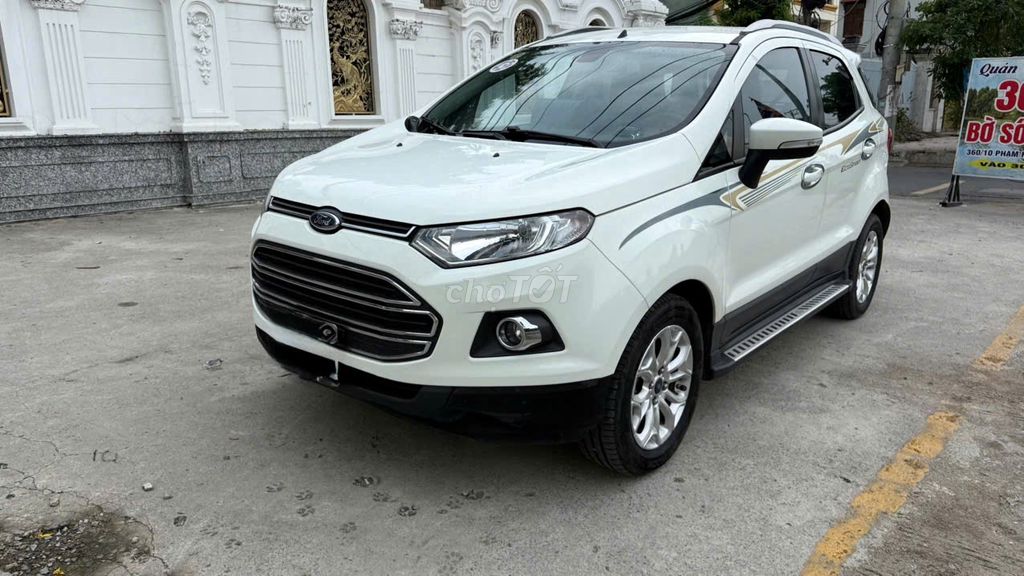 Ford EcoSport белый 5 мест 119.024 км