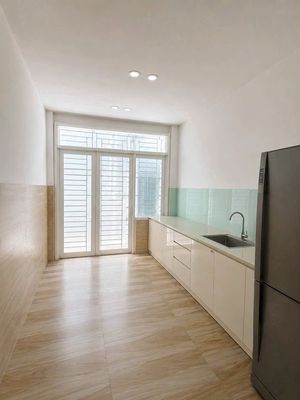 Аренда · 3 комн. · 42 м² · Quận 10, ул. Đường Cửu Long