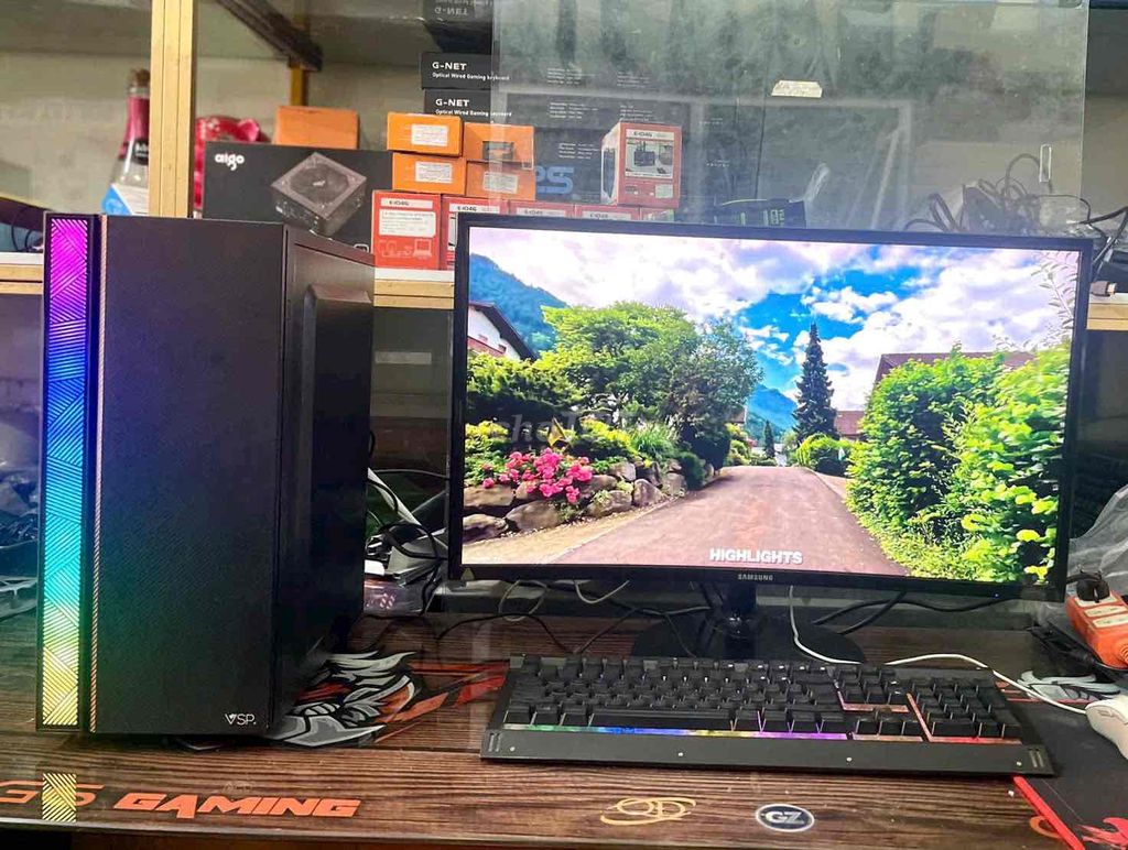 Màn hình Samsung 27 inch cong. Mua bán Phụ kiện (Màn hình, Chuột...) tại Quận Hải An Hải Phòng được đăng bởi Phạm thị Quỳnh hình 1