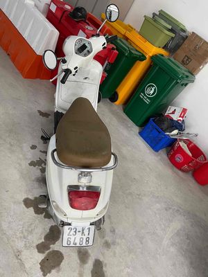 Cần pass lại Vespa màu trắng. Mua bán Xe máy tại Thành phố Thủ Đức Tp Hồ Chí Minh được đăng bởi Dương Tiến Hiệp