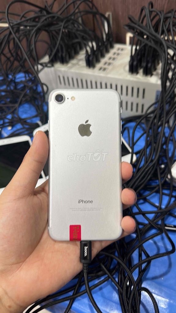 Apple iPhone 7 32GB Bạc Đẹp, zin. Mua bán Điện thoại tại Quận Bắc Từ Liêm Hà Nội được đăng bởi Nam Táo  Hà Nội hình 1