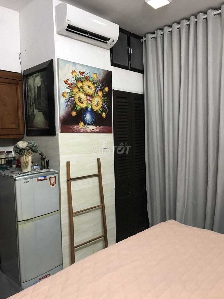 Phòng trọ Phan Xích Long