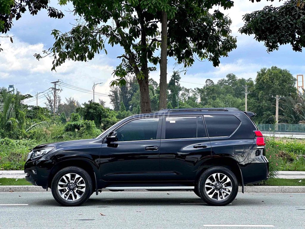 Toyota Land Cruiser Prado 2022 - 63000 km. Mua bán Ô tô tại Thành phố Thủ Đức Tp Hồ Chí Minh được đăng bởi Trần Tâm Review hình 4