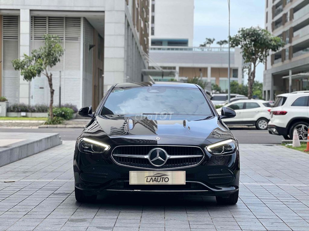 Mercedes Benz C200 Avantgarde Plus V1 2022