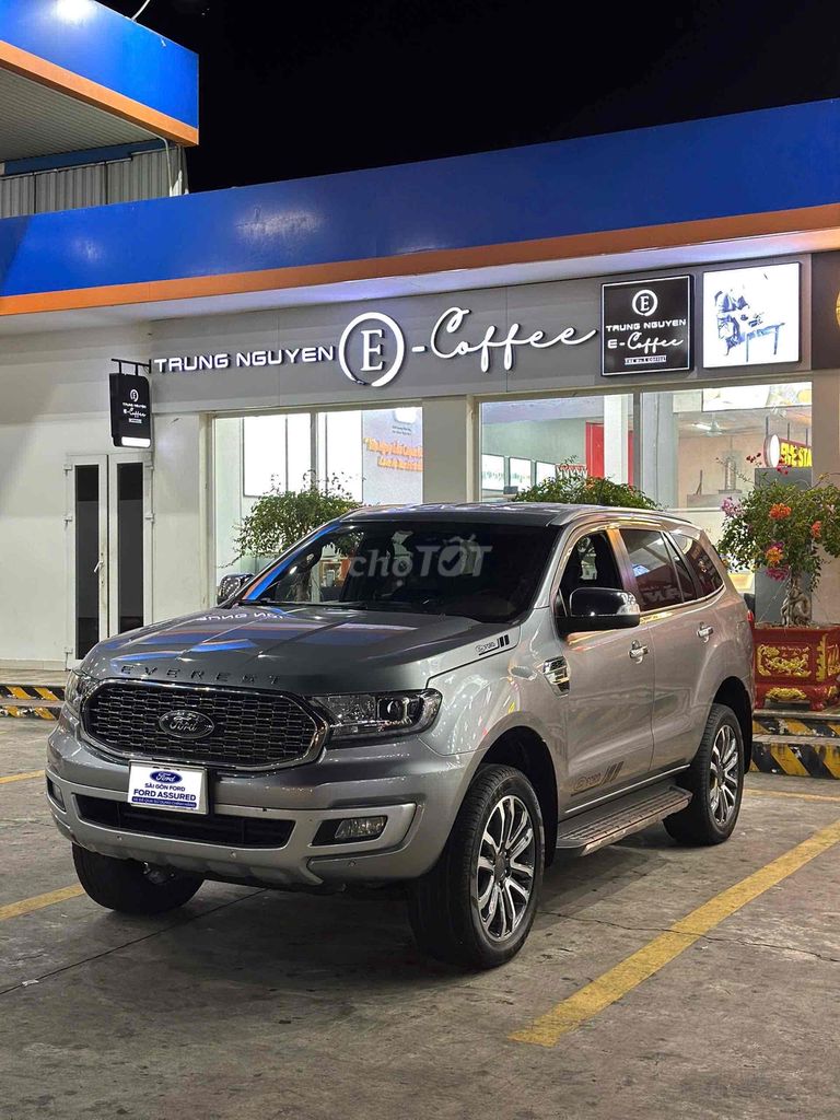 Ford Everest Bi Turbo 2022- Bạc