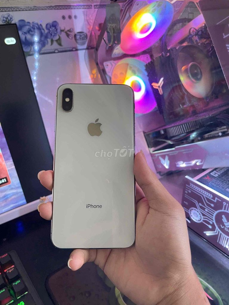 iPhone XS Max 64GB Trắng K Reset. Mua bán Điện thoại tại Quận Bình Thuỷ Cần Thơ được đăng bởi XxIPHONE hình 1