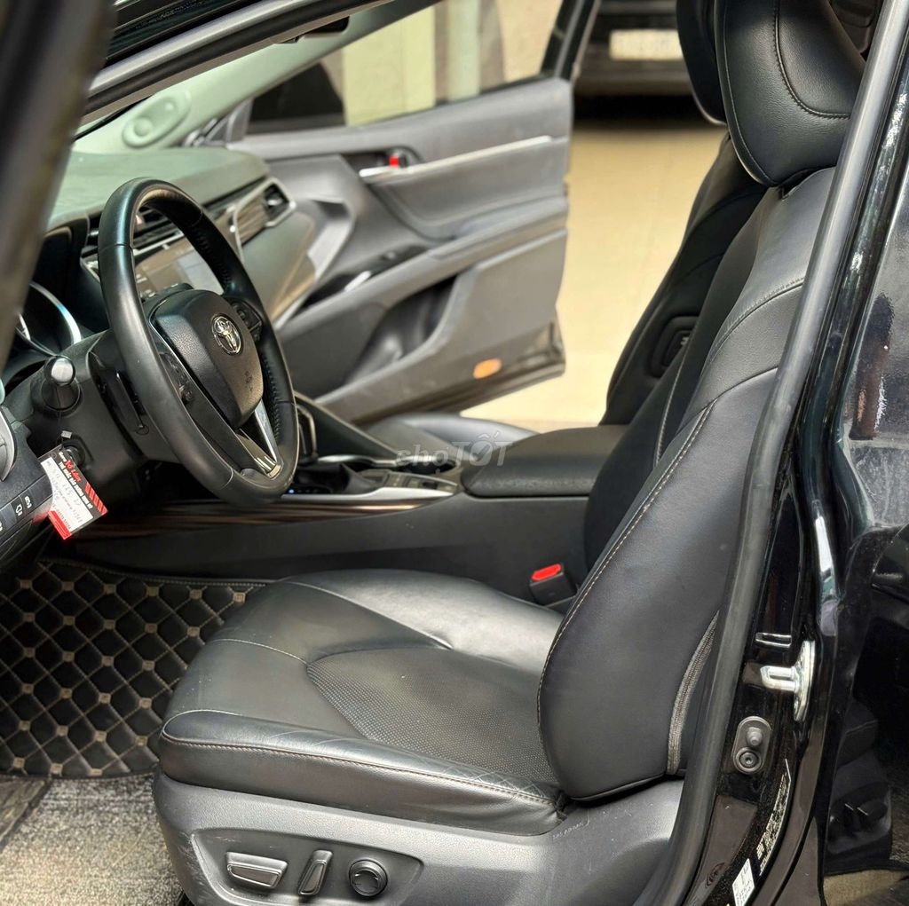 Camry 2.5Q 2019 Màu Đen - Nội thất Đen - 74000 km. Mua bán Ô tô tại Quận Gò Vấp Tp Hồ Chí Minh được đăng bởi Xe Toyota Cũ Chính Hãng hình 11