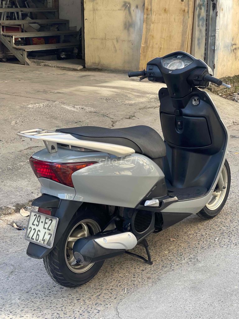 Honda Lead xe chính chủ muốn bán. Mua bán Xe máy tại Quận Nam Từ Liêm Hà Nội được đăng bởi VÂN ANH hình 3