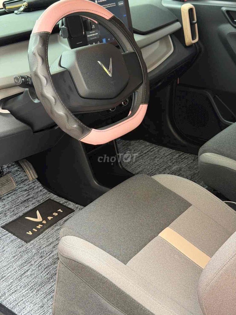VinFast VF3 2025 розовый 2 км электро почти новый