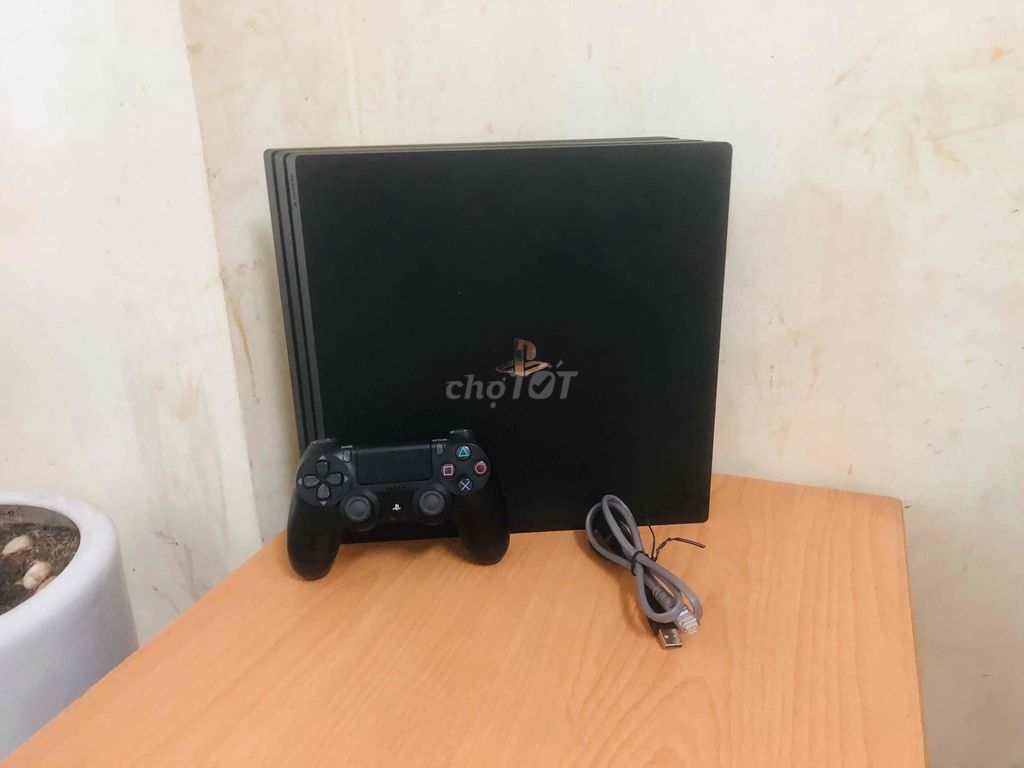 PS4 PRO 7218B 1TB FW 11.0 NHIỀU GAME