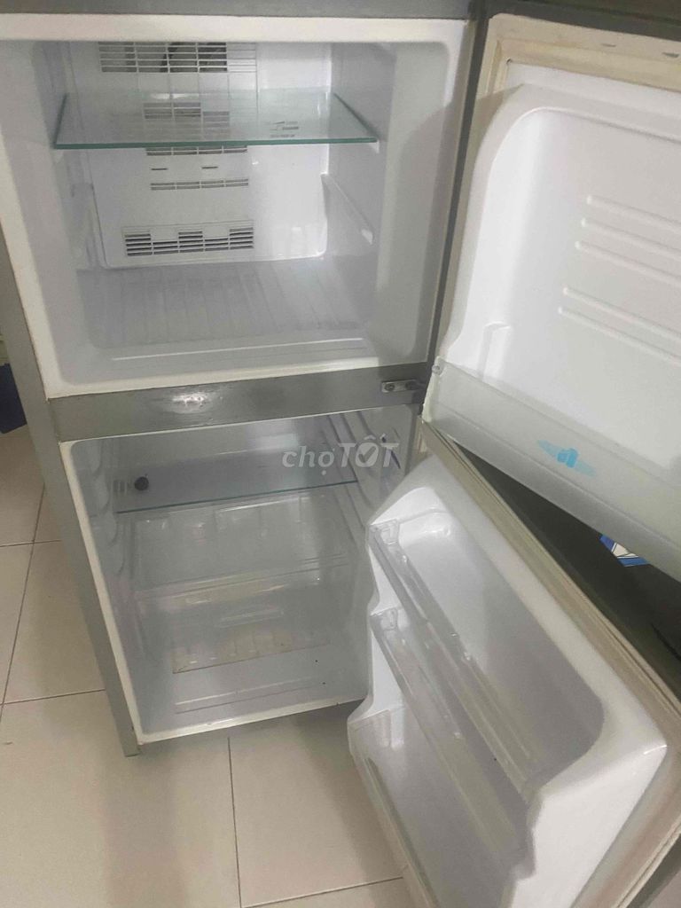 Tủ lạnh 140l đã qua sử dụng. Mua bán Tủ lạnh tại Quận 7 Tp Hồ Chí Minh được đăng bởi Lâm tài hình 1