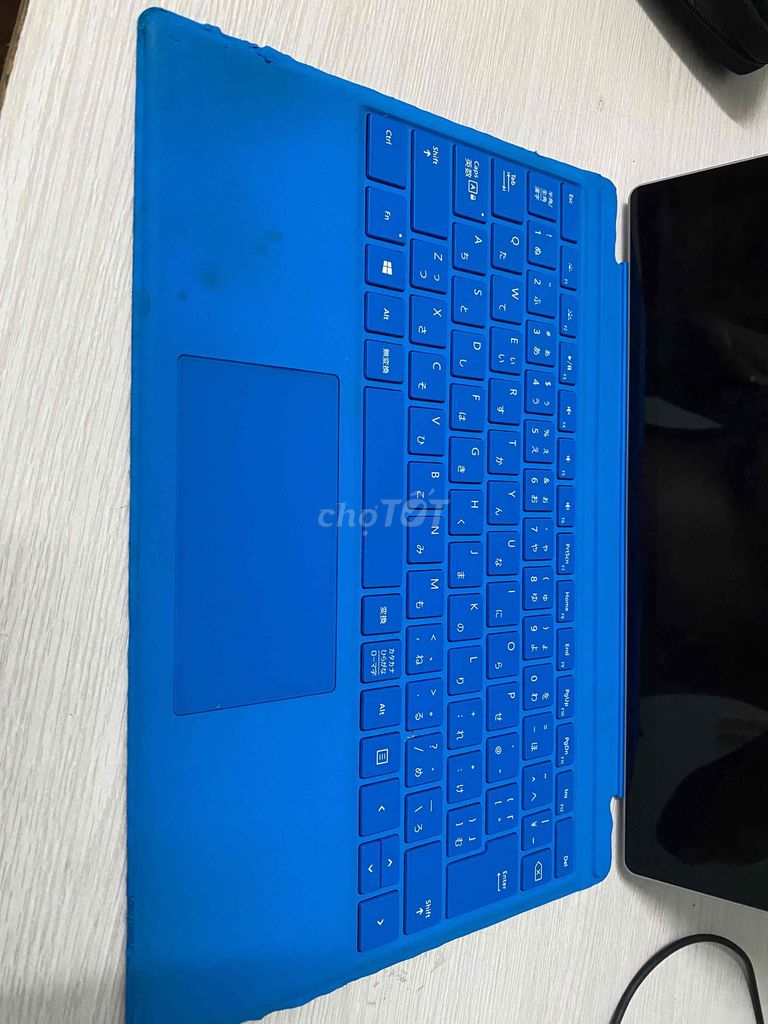Cần bán surface pro 4. Mua bán Laptop tại Huyện Hòa Vang Đà Nẵng được đăng bởi Khanh hình 1