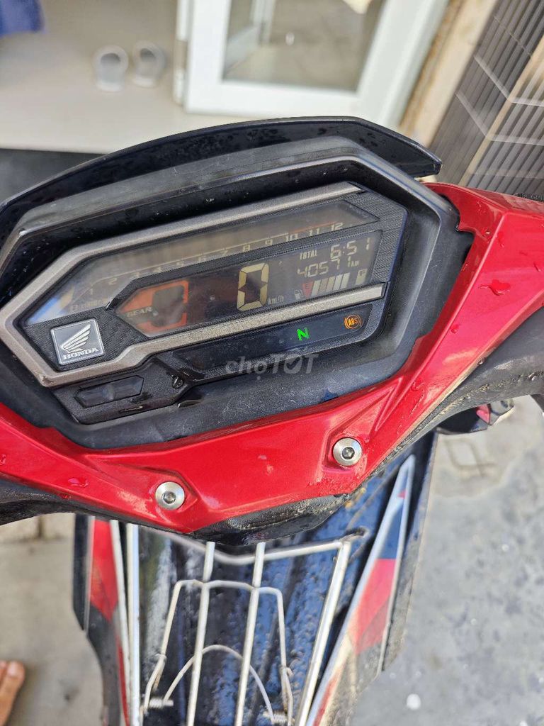Honda Winner X 2021 ABS, красно-чёрный