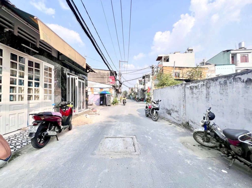 Bán nhà mặt tiền Quận 12 Thới An 1PN hẻm 8m kinh doanh tốt