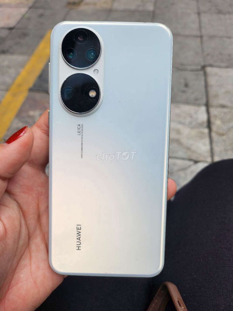 Huawei P50E Trắng Đã sử dụng. Mua bán Điện thoại tại Quận Hoàn Kiếm Hà Nội được đăng bởi Giang Kieu hình 1
