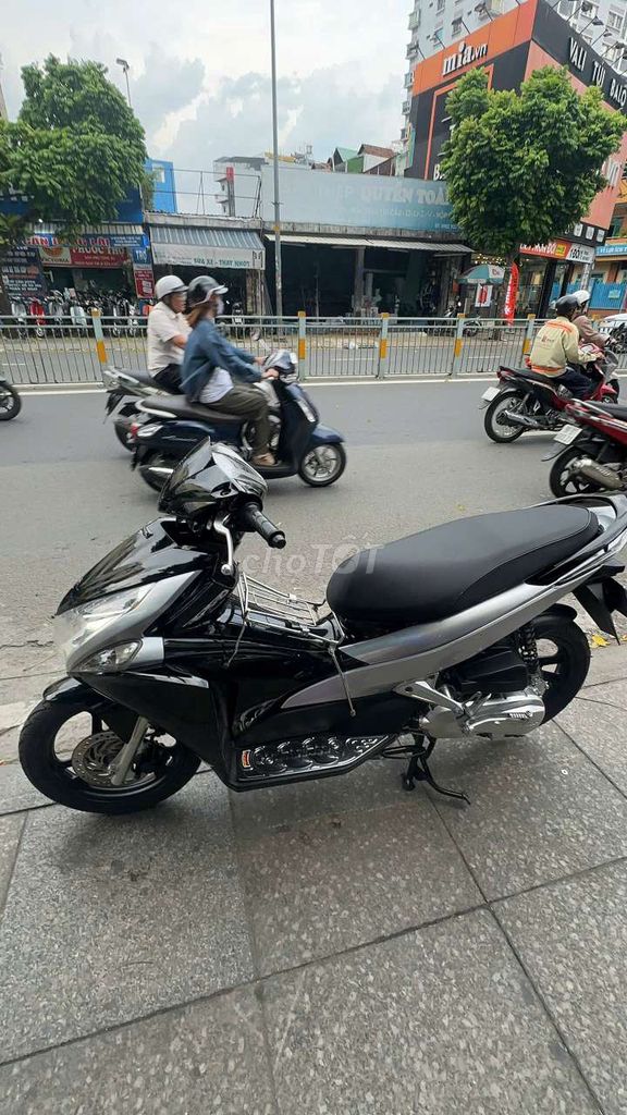 Honda Air Blade FI 2012 черно-серебристый б/у