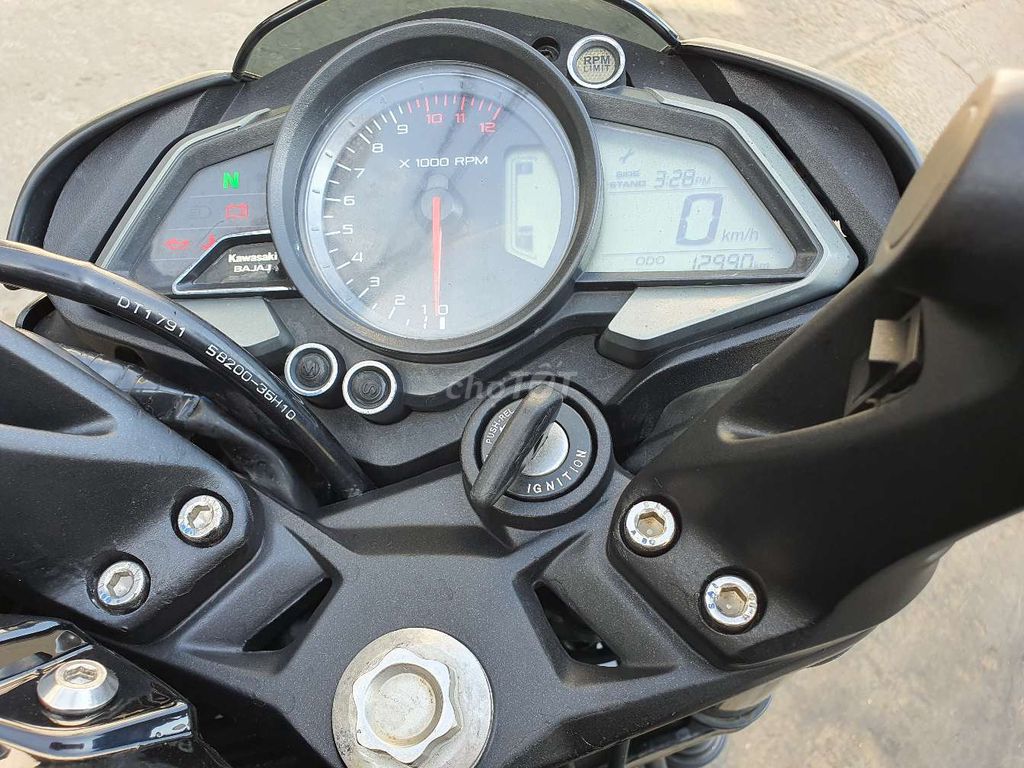 0974041309 - Kawasaki moto bajaj 200cc đời 2016 xe zin đẹp