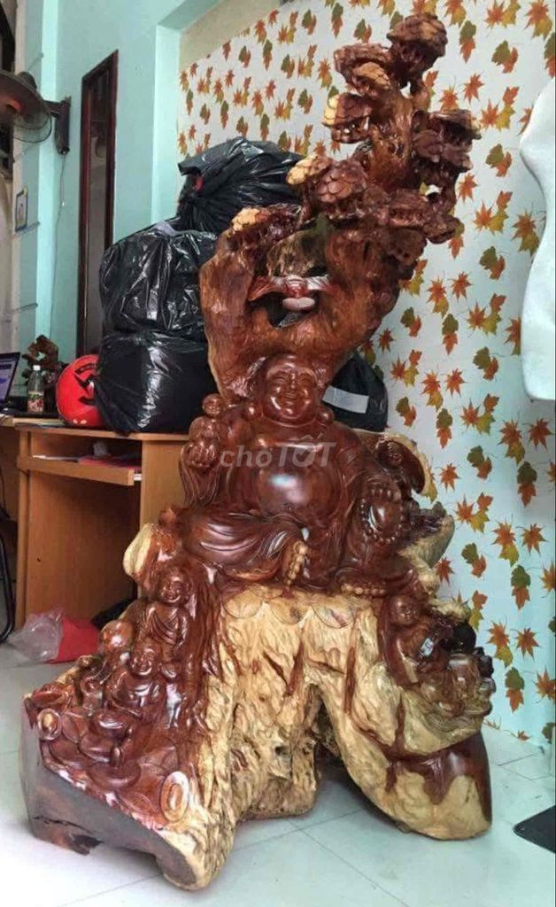 Tượng gỗ Phật Di Lặc màu Nâu. Mua bán Nội thất, đồ gia dụng khác tại Thị xã Bình Long Bình Phước được đăng bởi Vũ Ngọc Hiếu hình 1