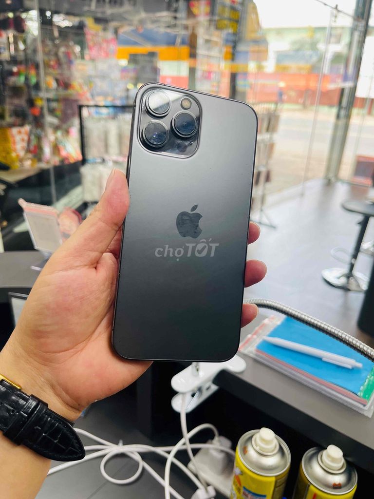 iPhone 13 Pro Max 128GB Đen Nguyên bản. Mua bán Điện thoại tại Thành phố Thuận An Bình Dương được đăng bởi thắng phạm hình 1