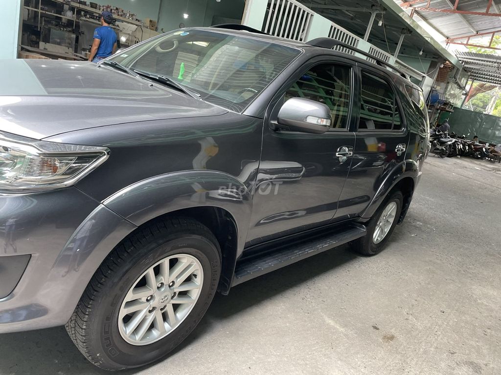 Toyota Fortuner 2014 2.7V 4x4 AT - 100.000 km. Mua bán Ô tô tại Quận Tân Phú Tp Hồ Chí Minh được đăng bởi P.K.Dong hình 3