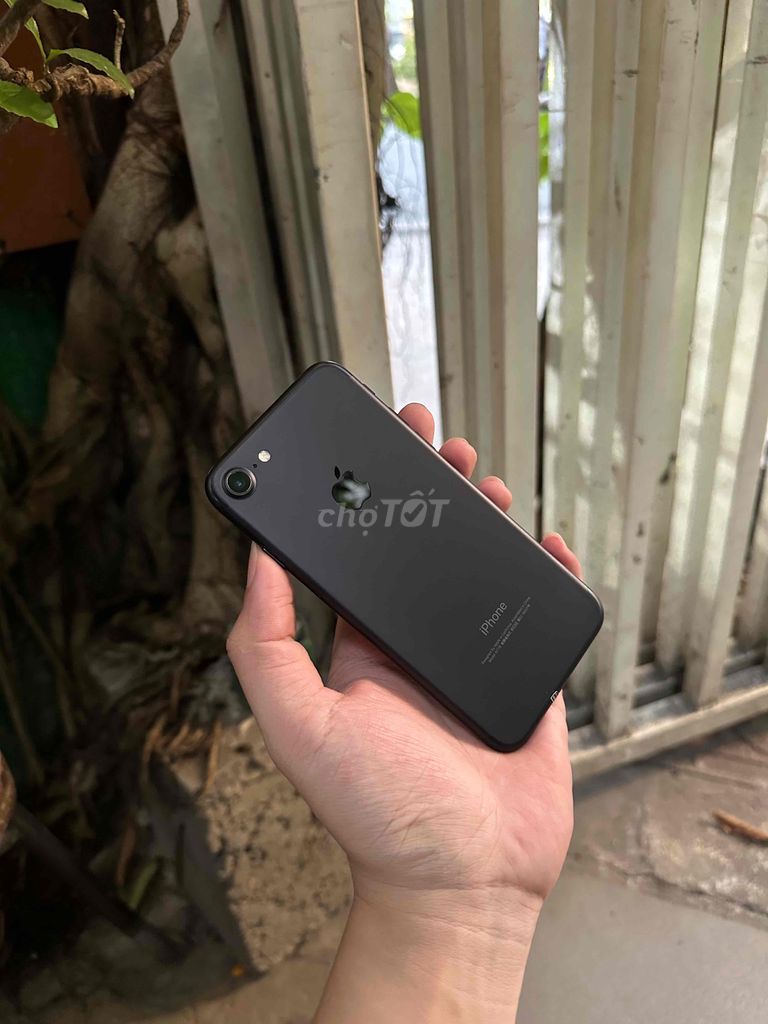 iPhone 7 32GB Đen ở TP.HCM