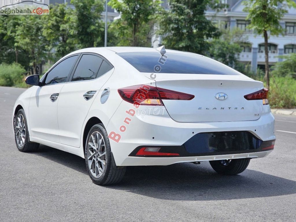 Hyundai Elantra 2.0 AT 2021 - 525 Triệu. Mua bán Ô tô tại Quận Long Biên Hà Nội được đăng bởi Đức Anh hình 10