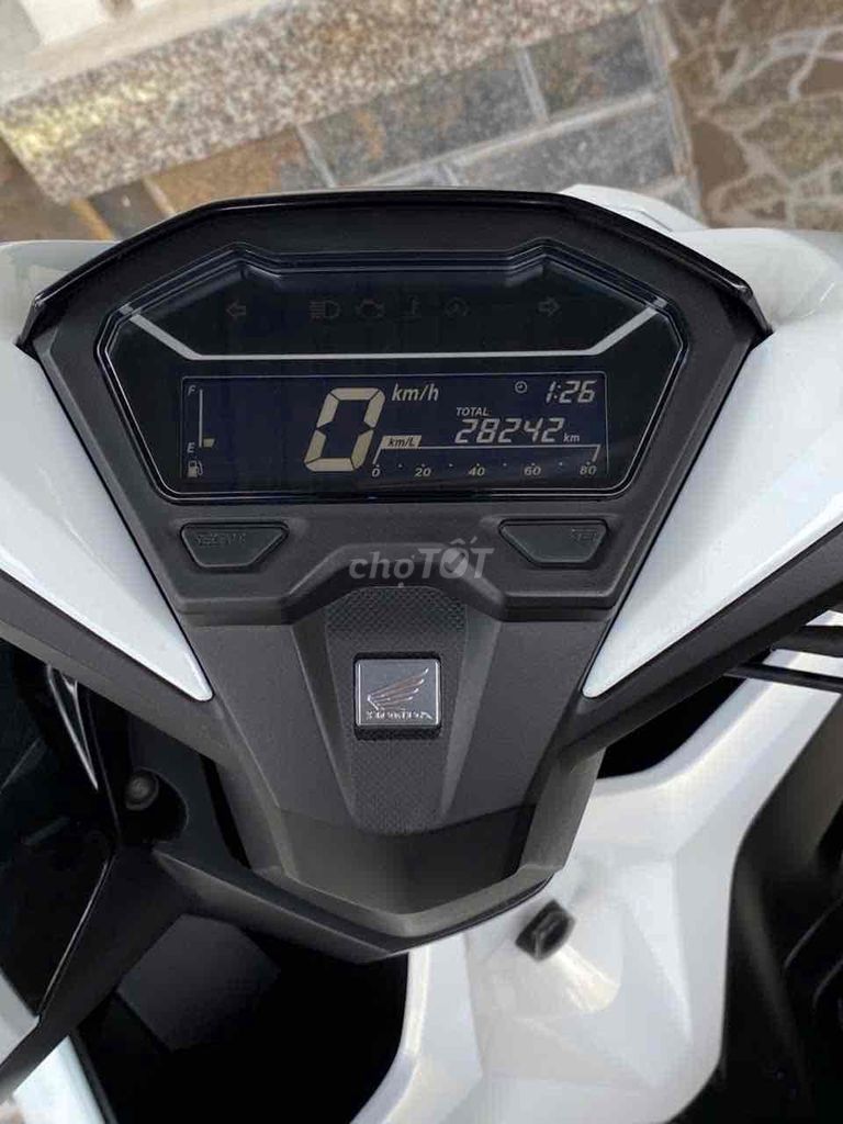 Click Thái 125. Mua bán Xe máy tại Quận Bình Thuỷ Cần Thơ được đăng bởi vũ hình 4