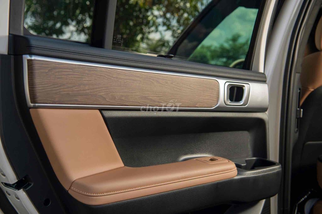 Santa Fe 2025- Km 99% Thuế TB. Mua bán Ô tô tại Thành phố Bảo Lộc Lâm Đồng được đăng bởi Đạt Hyundai Bến Tre hình 8