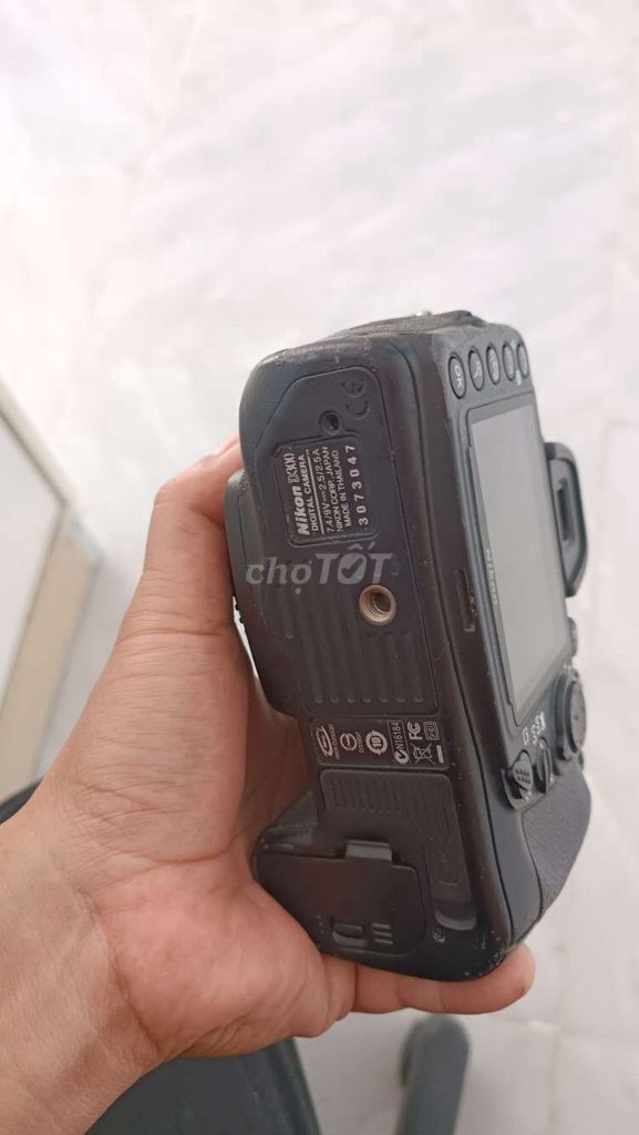 Máy ảnh Nikon D300 Đen Đã sử dụng. Mua bán Máy ảnh, Máy quay tại Huyện Hóc Môn Tp Hồ Chí Minh được đăng bởi truong văn  hình 1